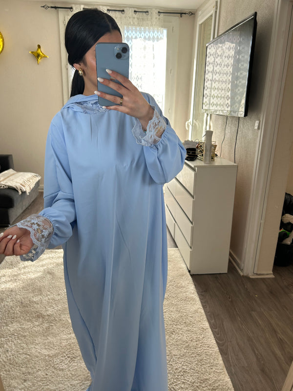 Abaya à dentelles voile intégré bleu ciel