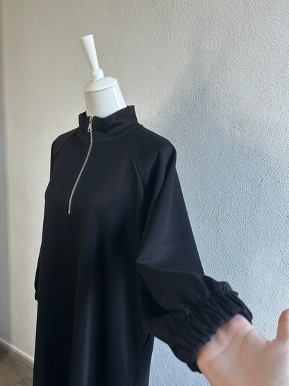 Robe pull ZIP noir