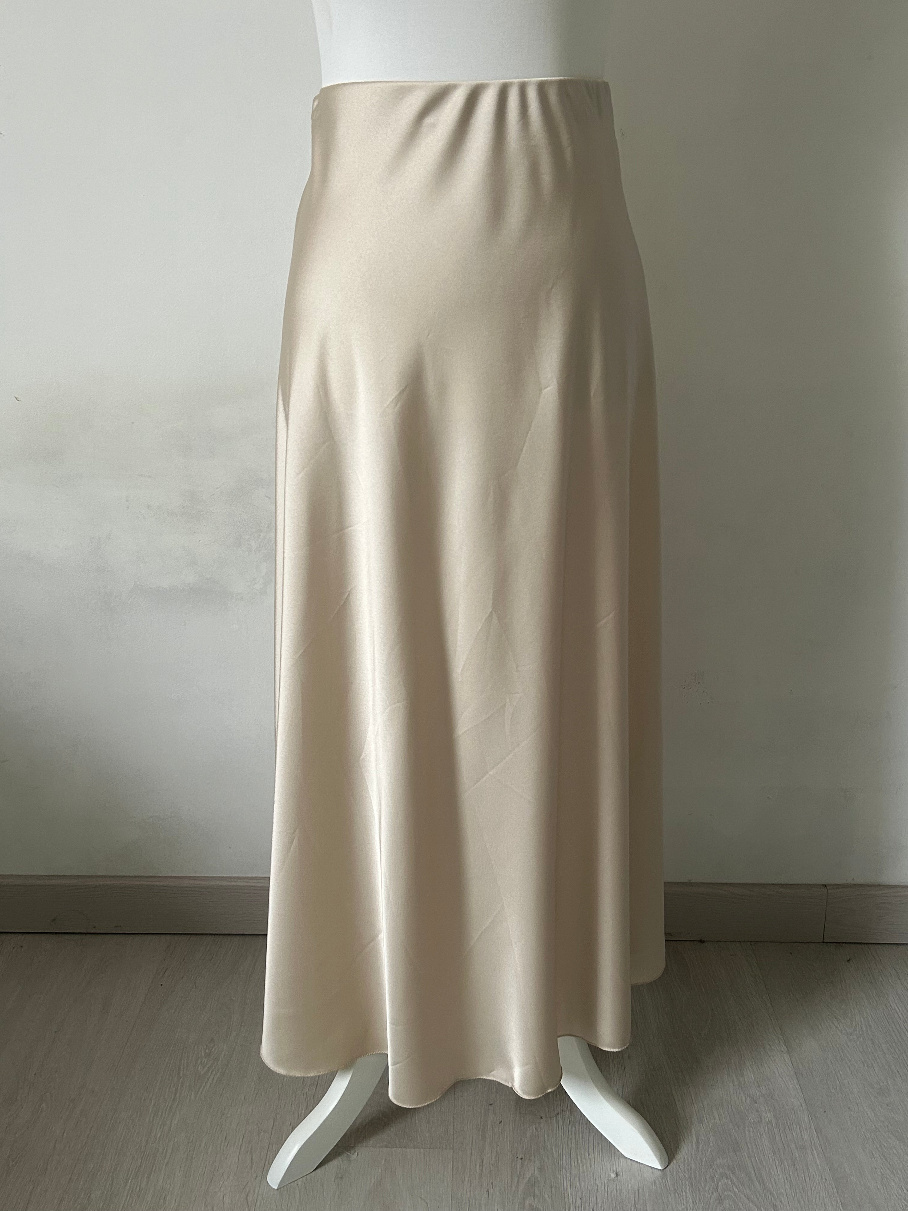 Jupe satinée - beige