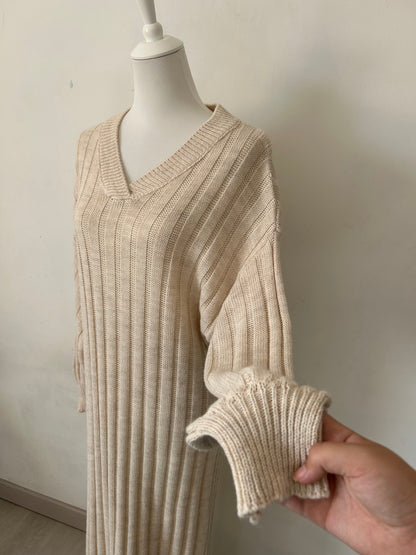 Robe Pull Col V Beige